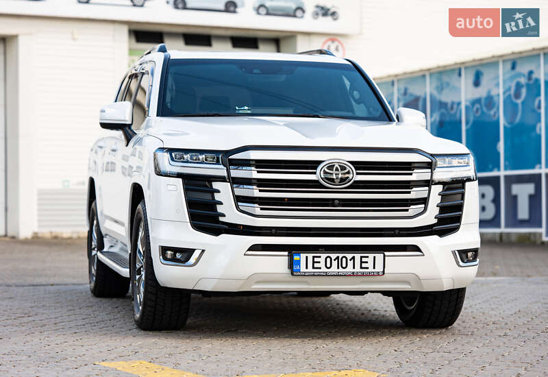 Позашляховик / Кросовер Toyota Land Cruiser 2023 в Чернівцях фото 6 Позашляховик / Кросовер Toyota Land Cruiser 2023 в Чернівцях