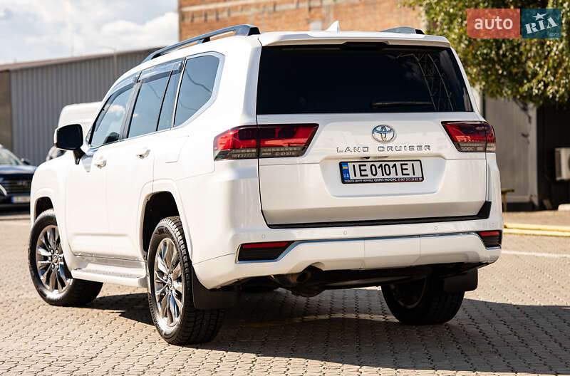 Позашляховик / Кросовер Toyota Land Cruiser 2023 в Чернівцях фото 41 Позашляховик / Кросовер Toyota Land Cruiser 2023 в Чернівцях