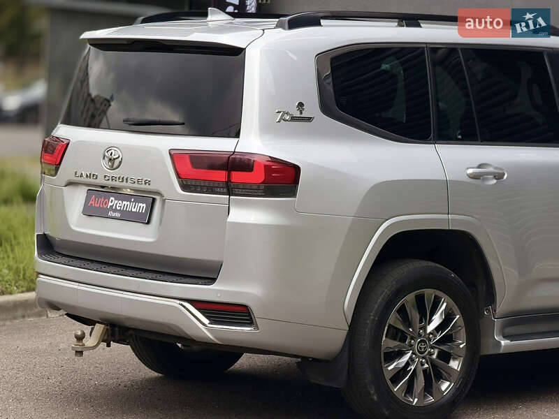 Внедорожник / Кроссовер Toyota Land Cruiser 2021 в Харькове