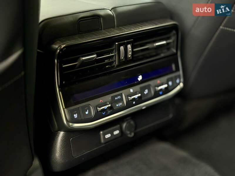 Внедорожник / Кроссовер Toyota Land Cruiser 2021 в Харькове