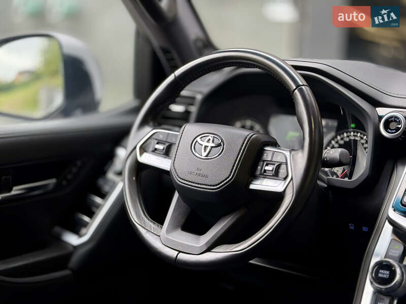 Внедорожник / Кроссовер Toyota Land Cruiser 2021 в Харькове