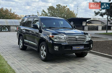 Внедорожник / Кроссовер Toyota Land Cruiser 2014 в 