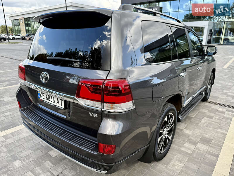 Внедорожник / Кроссовер Toyota Land Cruiser 2020 в Днепре