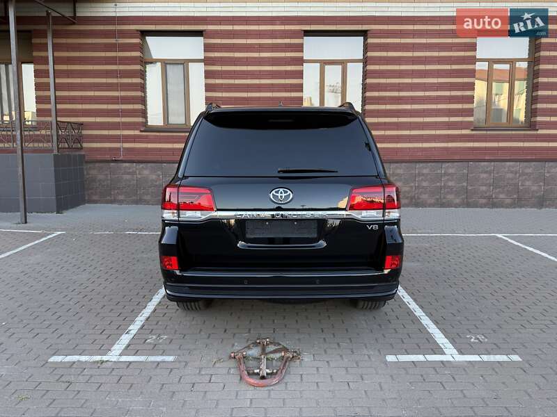 Внедорожник / Кроссовер Toyota Land Cruiser 2019 в Киеве