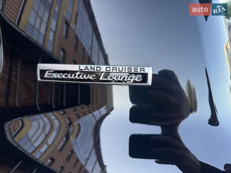 Внедорожник / Кроссовер Toyota Land Cruiser 2019 в Киеве