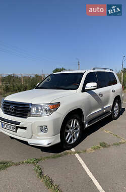 Внедорожник / Кроссовер Toyota Land Cruiser 2013 в Кривом Роге