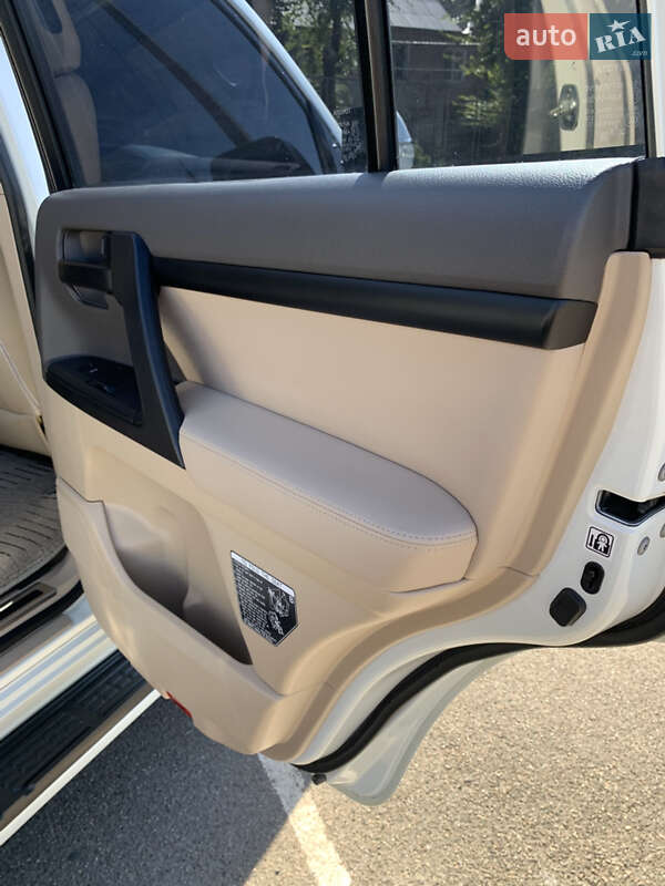 Внедорожник / Кроссовер Toyota Land Cruiser 2013 в Кривом Роге