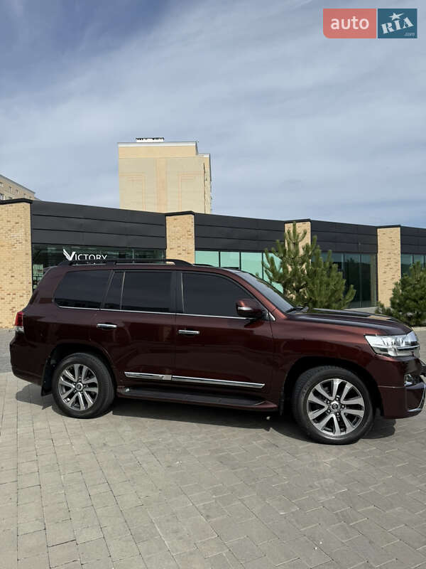 Внедорожник / Кроссовер Toyota Land Cruiser 2018 в Хмельницком