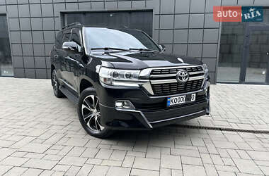 Внедорожник / Кроссовер Toyota Land Cruiser 2011 в Тячеве