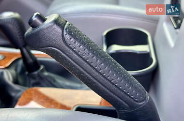 Внедорожник / Кроссовер Toyota Land Cruiser 2003 в 