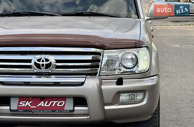 Внедорожник / Кроссовер Toyota Land Cruiser 2003 в 