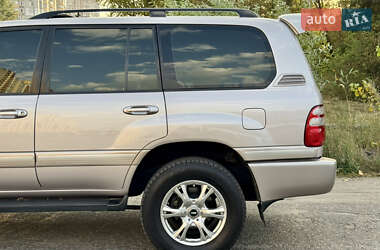 Внедорожник / Кроссовер Toyota Land Cruiser 2003 в 