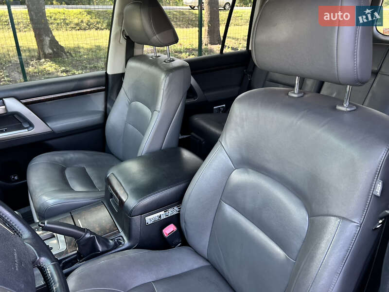 Внедорожник / Кроссовер Toyota Land Cruiser 2011 в Умани фото 21 Внедорожник / Кроссовер Toyota Land Cruiser 2011 в Умани