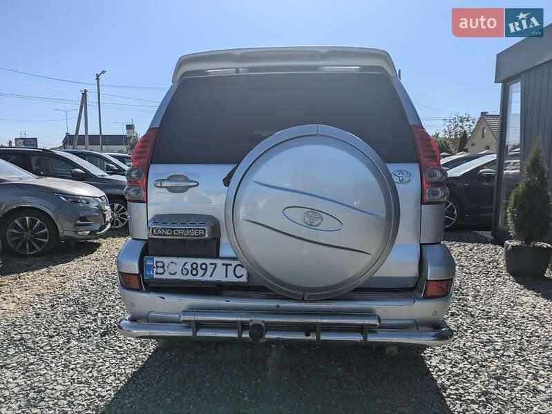 Внедорожник / Кроссовер Toyota Land Cruiser 2004 в Львове