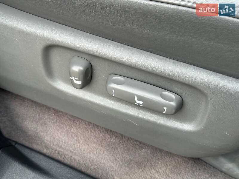 Позашляховик / Кросовер Toyota Land Cruiser 2008 в Одесі