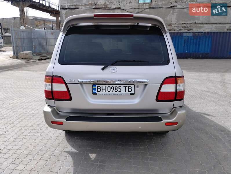 Позашляховик / Кросовер Toyota Land Cruiser 2004 в Одесі