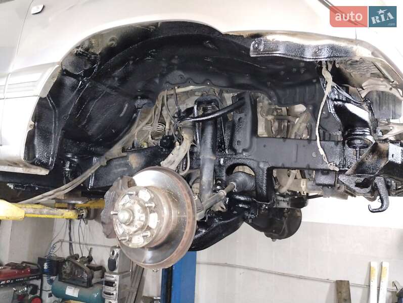 Позашляховик / Кросовер Toyota Land Cruiser 2004 в Одесі