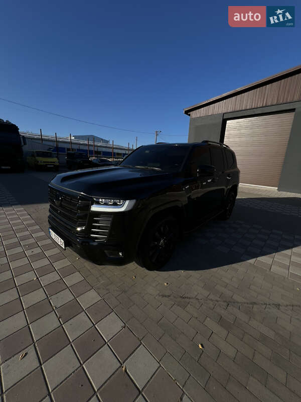 Внедорожник / Кроссовер Toyota Land Cruiser 2022 в Киеве