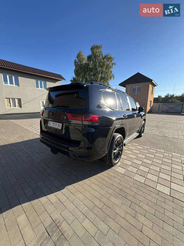 Внедорожник / Кроссовер Toyota Land Cruiser 2022 в Киеве
