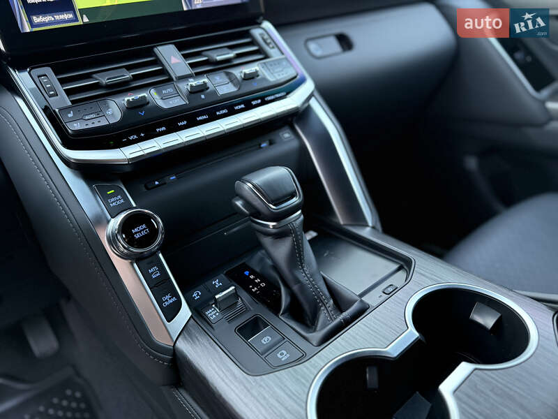 Внедорожник / Кроссовер Toyota Land Cruiser 2022 в Киеве фото 83 Внедорожник / Кроссовер Toyota Land Cruiser 2022 в Киеве