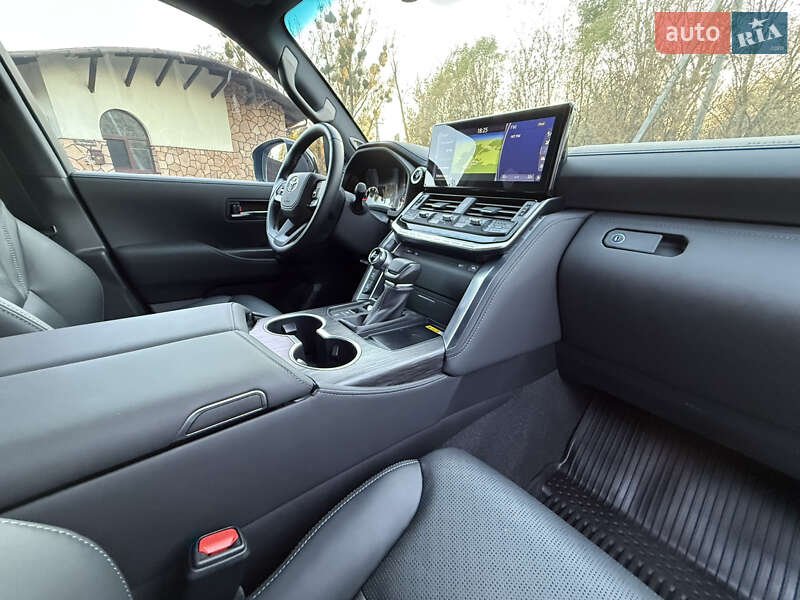 Внедорожник / Кроссовер Toyota Land Cruiser 2022 в Киеве фото 96 Внедорожник / Кроссовер Toyota Land Cruiser 2022 в Киеве