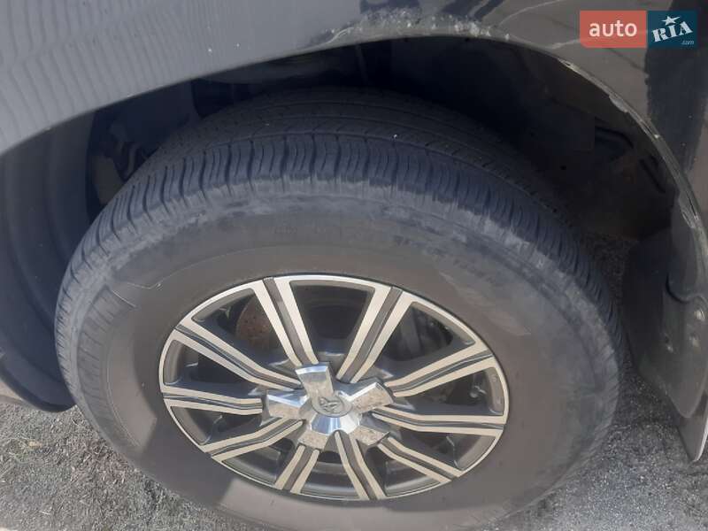 Внедорожник / Кроссовер Toyota Land Cruiser 2007 в Днепре