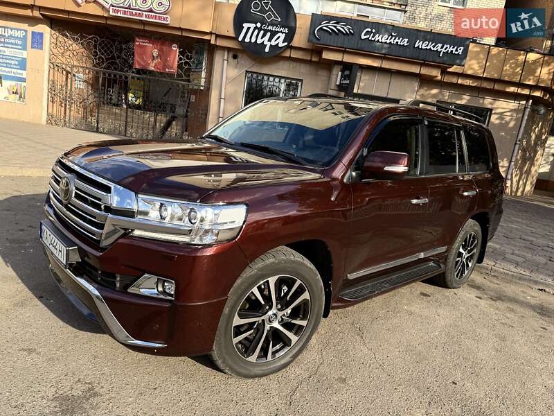 Внедорожник / Кроссовер Toyota Land Cruiser 2016 в Киеве
