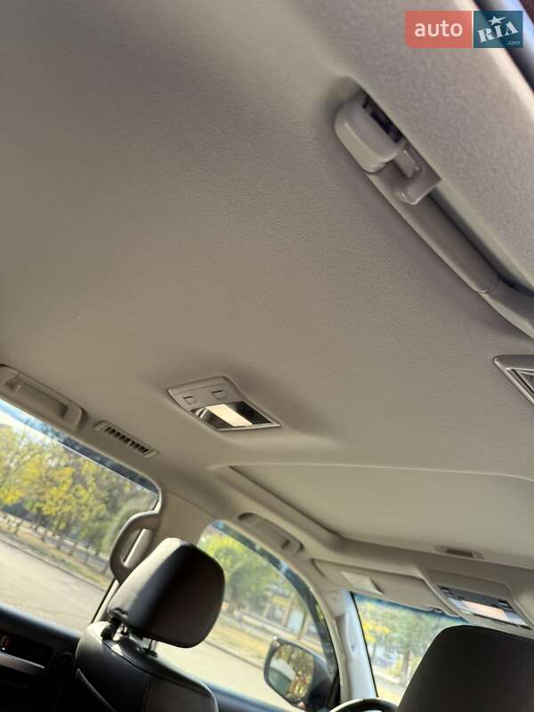 Внедорожник / Кроссовер Toyota Land Cruiser 2016 в Киеве