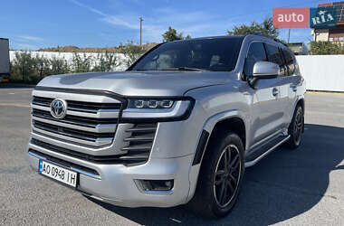 Внедорожник / Кроссовер Toyota Land Cruiser 2011 в 