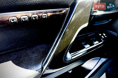 Внедорожник / Кроссовер Toyota Land Cruiser 2011 в 