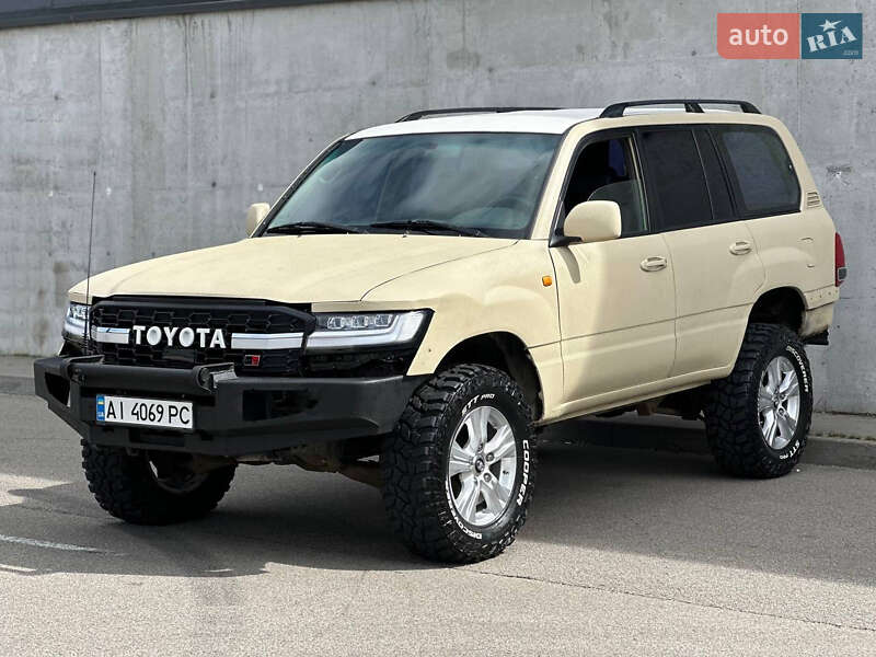 Внедорожник / Кроссовер Toyota Land Cruiser 2001 в Киеве