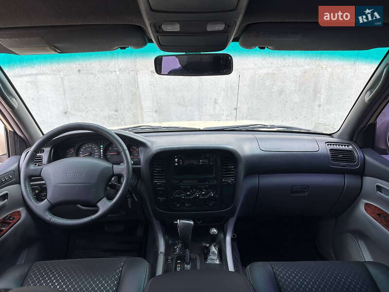 Внедорожник / Кроссовер Toyota Land Cruiser 2001 в Киеве