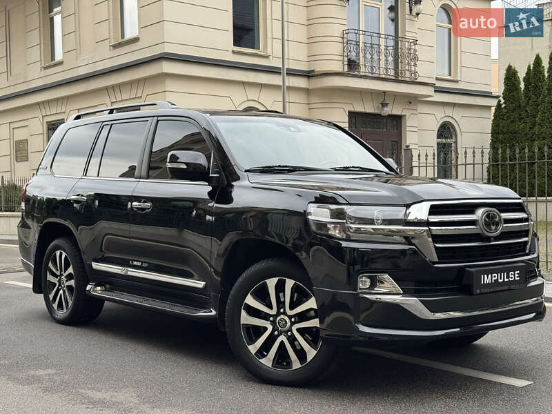 Toyota Land Cruiser 2019