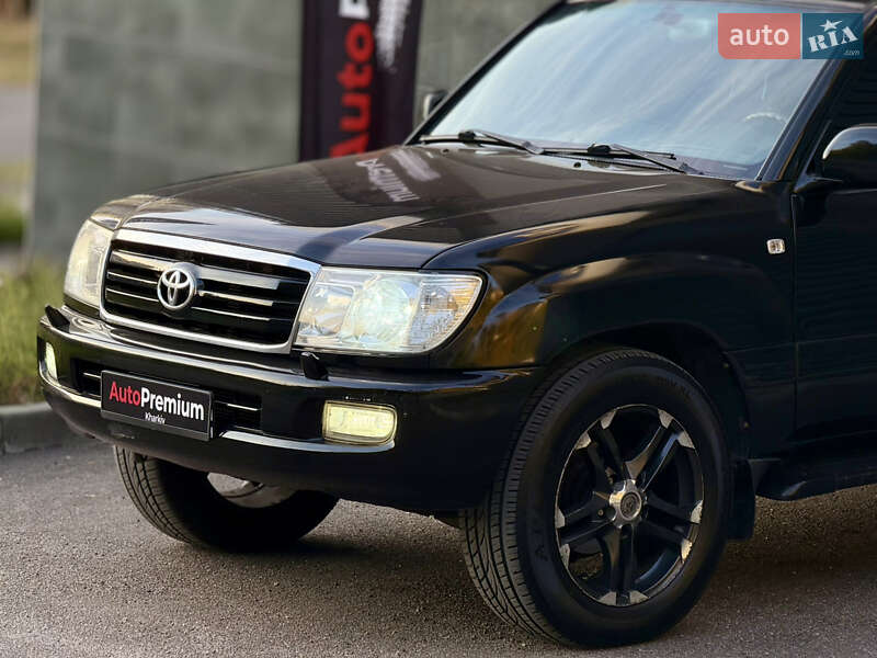 Внедорожник / Кроссовер Toyota Land Cruiser 2003 в Харькове