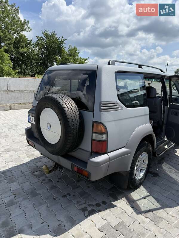 Внедорожник / Кроссовер Toyota Land Cruiser 1998 в Гайсине