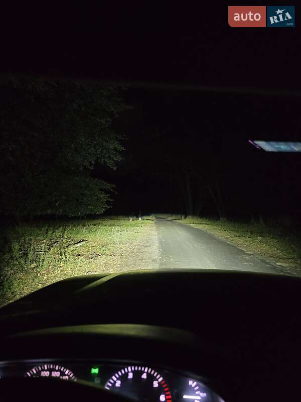 Позашляховик / Кросовер Toyota Land Cruiser 2004 в Малині