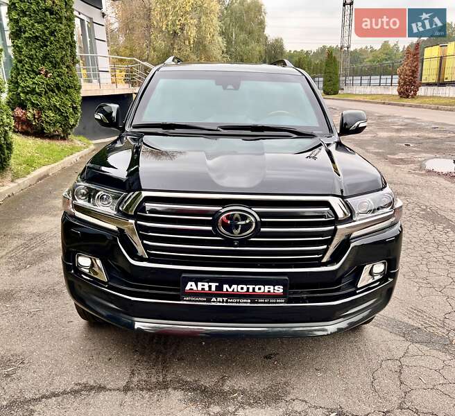 Внедорожник / Кроссовер Toyota Land Cruiser 2018 в Киеве