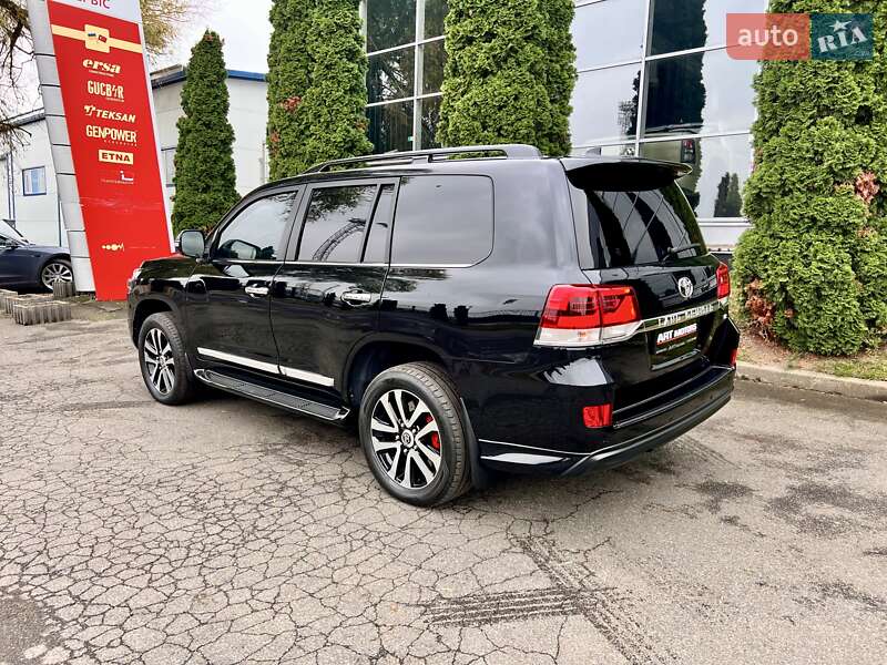Внедорожник / Кроссовер Toyota Land Cruiser 2018 в Киеве