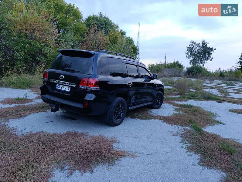 Внедорожник / Кроссовер Toyota Land Cruiser 2008 в Киеве
