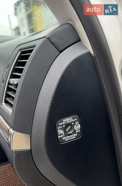 Внедорожник / Кроссовер Toyota Land Cruiser 2017 в 