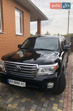 Позашляховик / Кросовер Toyota Land Cruiser 2013 в Харкові