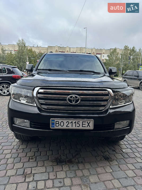Toyota Land Cruiser 2010