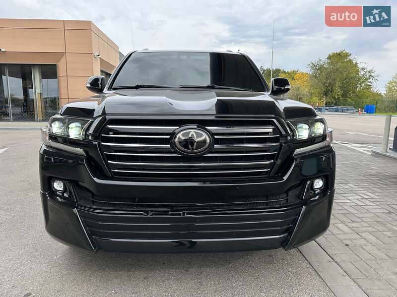 Позашляховик / Кросовер Toyota Land Cruiser 2020 в Дніпрі
