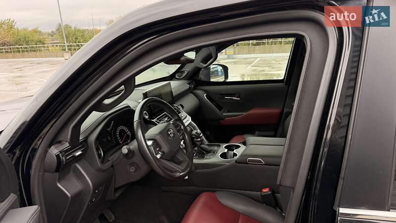 Внедорожник / Кроссовер Toyota Land Cruiser 2023 в Киеве
