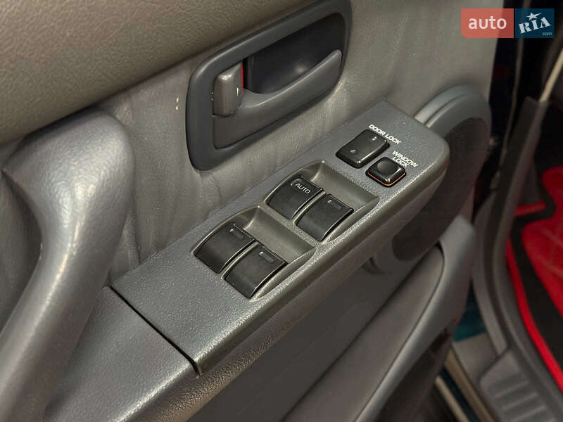 Внедорожник / Кроссовер Toyota Land Cruiser 1992 в Киеве