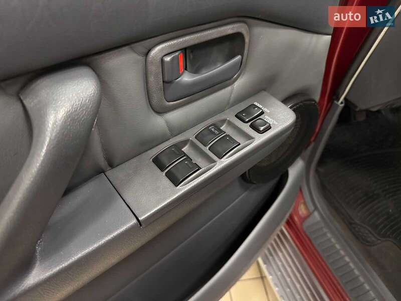 Внедорожник / Кроссовер Toyota Land Cruiser 1997 в Киеве