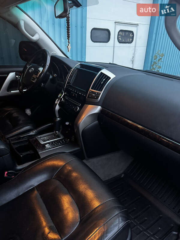 Внедорожник / Кроссовер Toyota Land Cruiser 2012 в Киеве