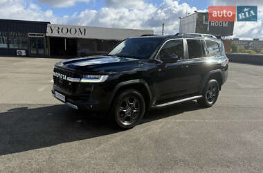 Внедорожник / Кроссовер Toyota Land Cruiser 2022 в Киеве