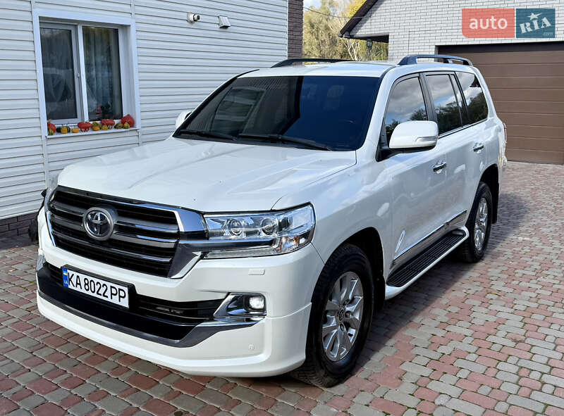 Внедорожник / Кроссовер Toyota Land Cruiser 2017 в Киеве