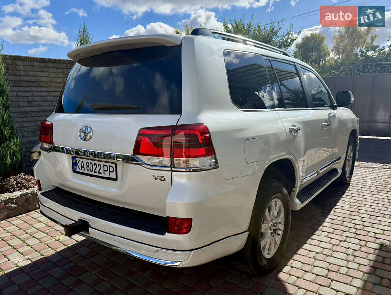Внедорожник / Кроссовер Toyota Land Cruiser 2017 в Киеве